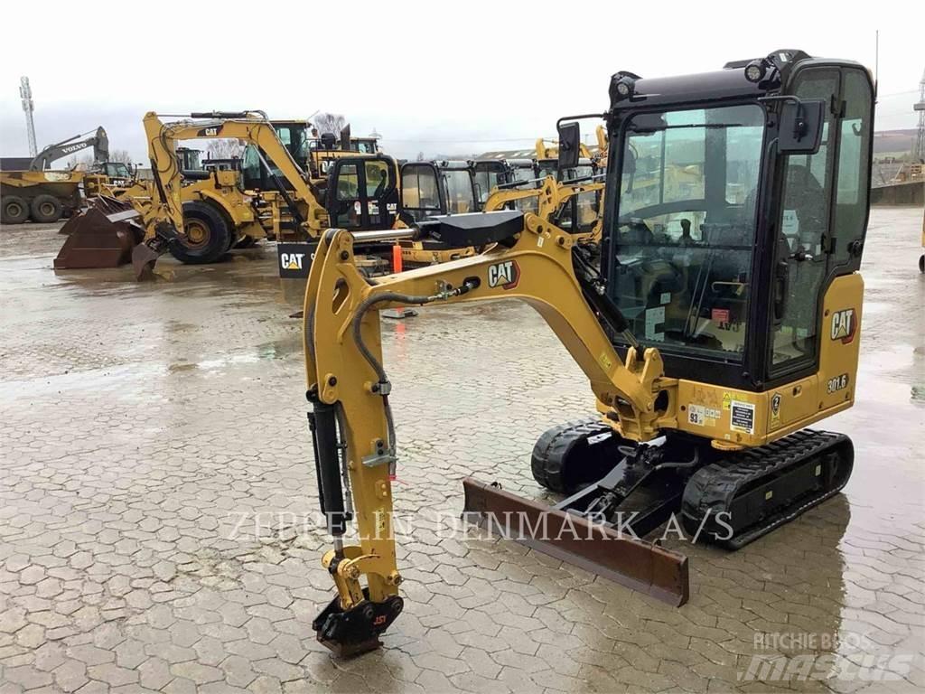 CAT 301.6 履带挖掘机
