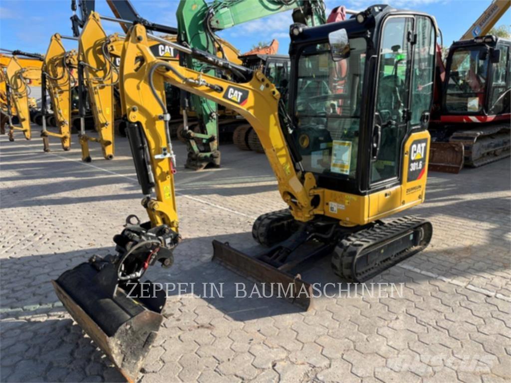 CAT 301.6-05A 履带挖掘机