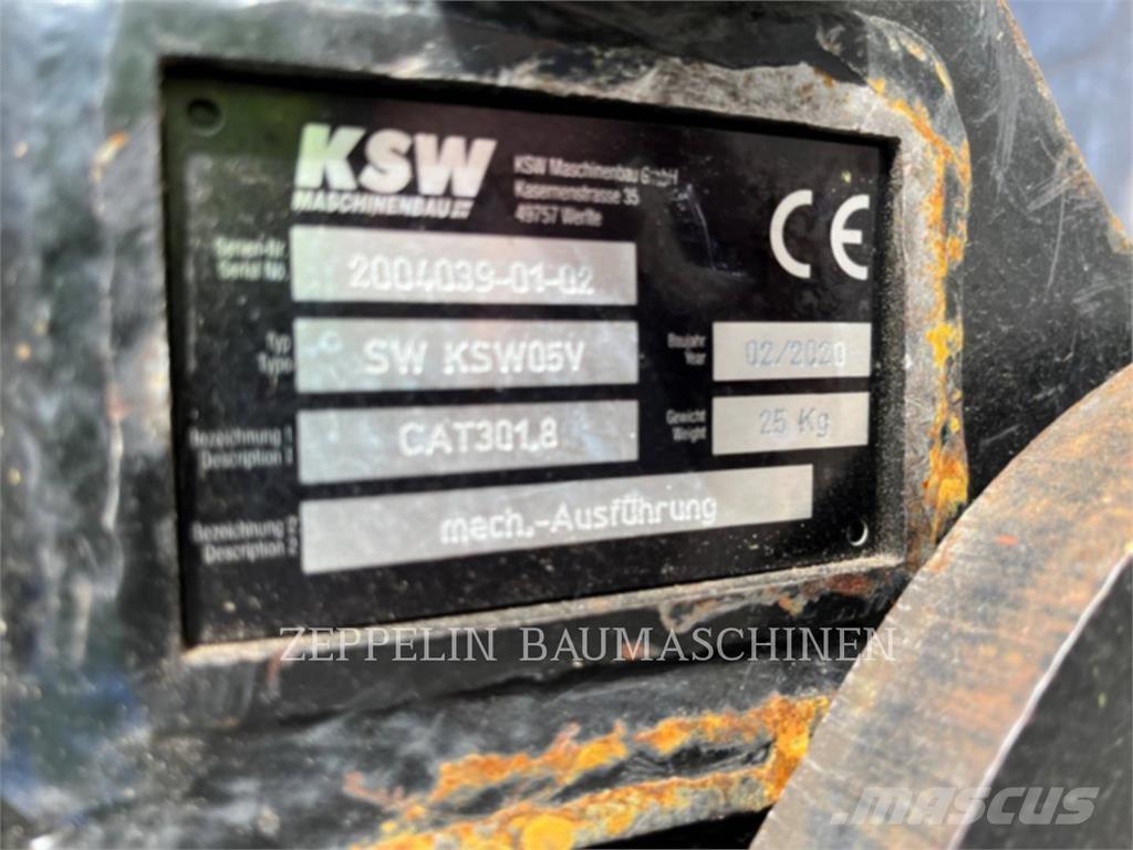 CAT 301.6-05A 履带挖掘机
