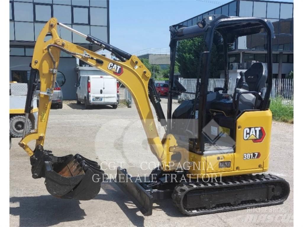CAT 301.7 履带挖掘机