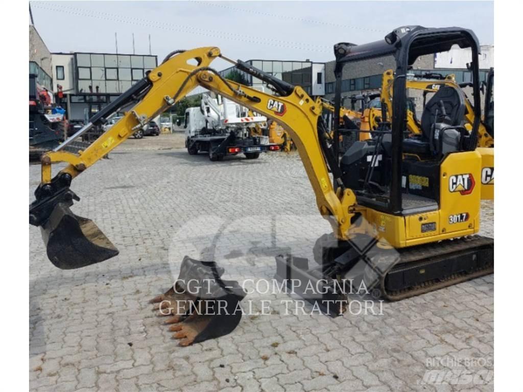 CAT 301.7 履带挖掘机