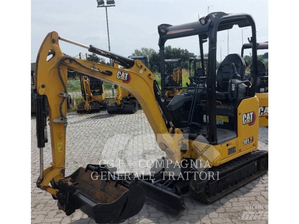 CAT 301.7 履带挖掘机