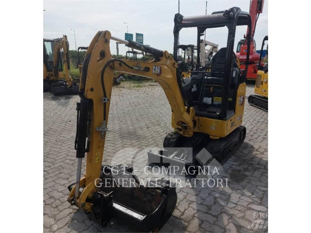 CAT 301.7 履带挖掘机