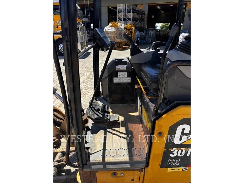 CAT 301.7-05CR 履带挖掘机