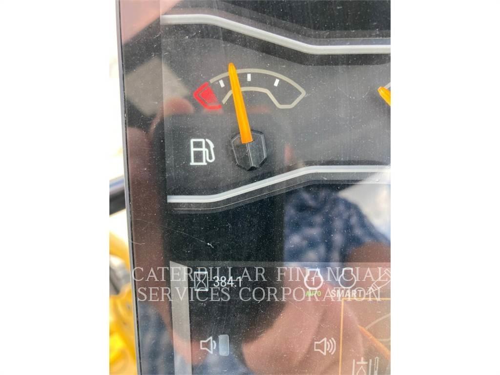 CAT 301.7-05CR 履带挖掘机