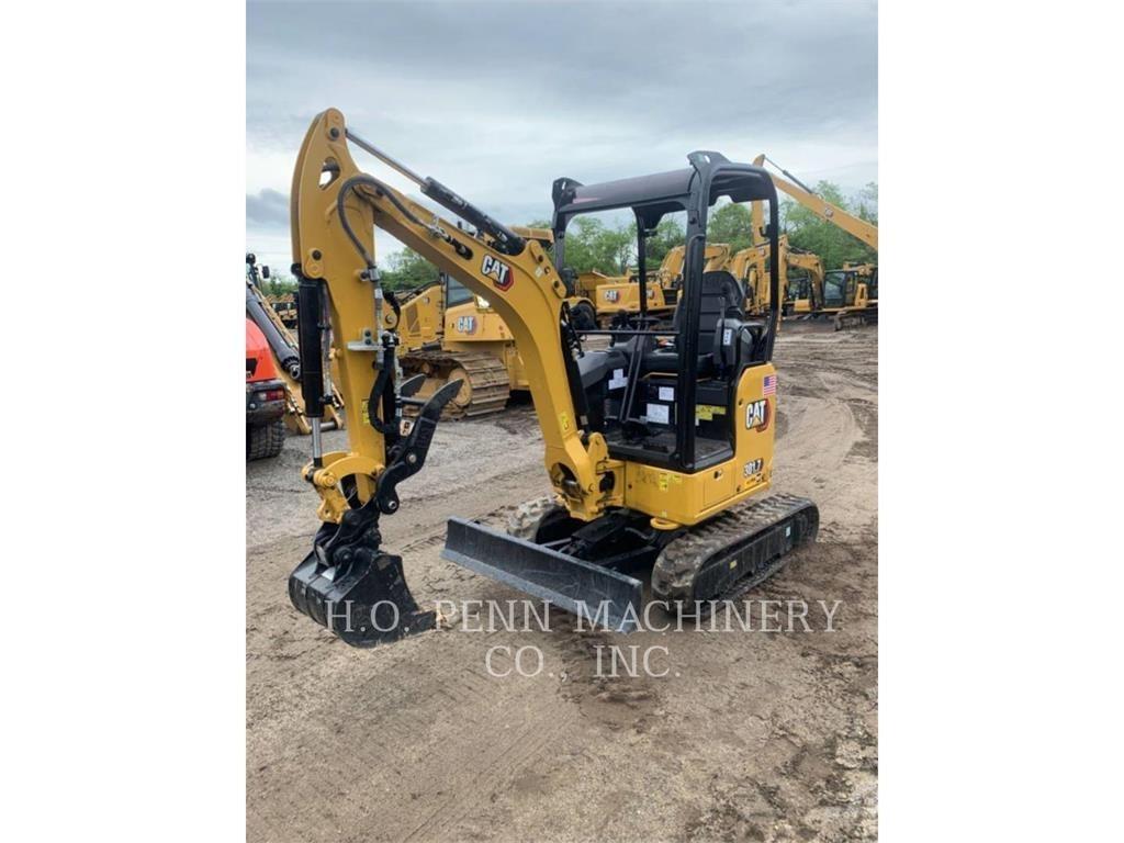 CAT 301.7-05CR 履带挖掘机