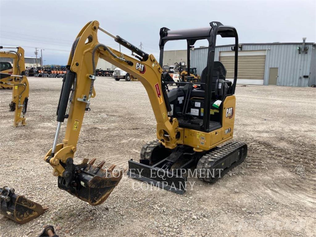 CAT 301.7-05LO 履带挖掘机