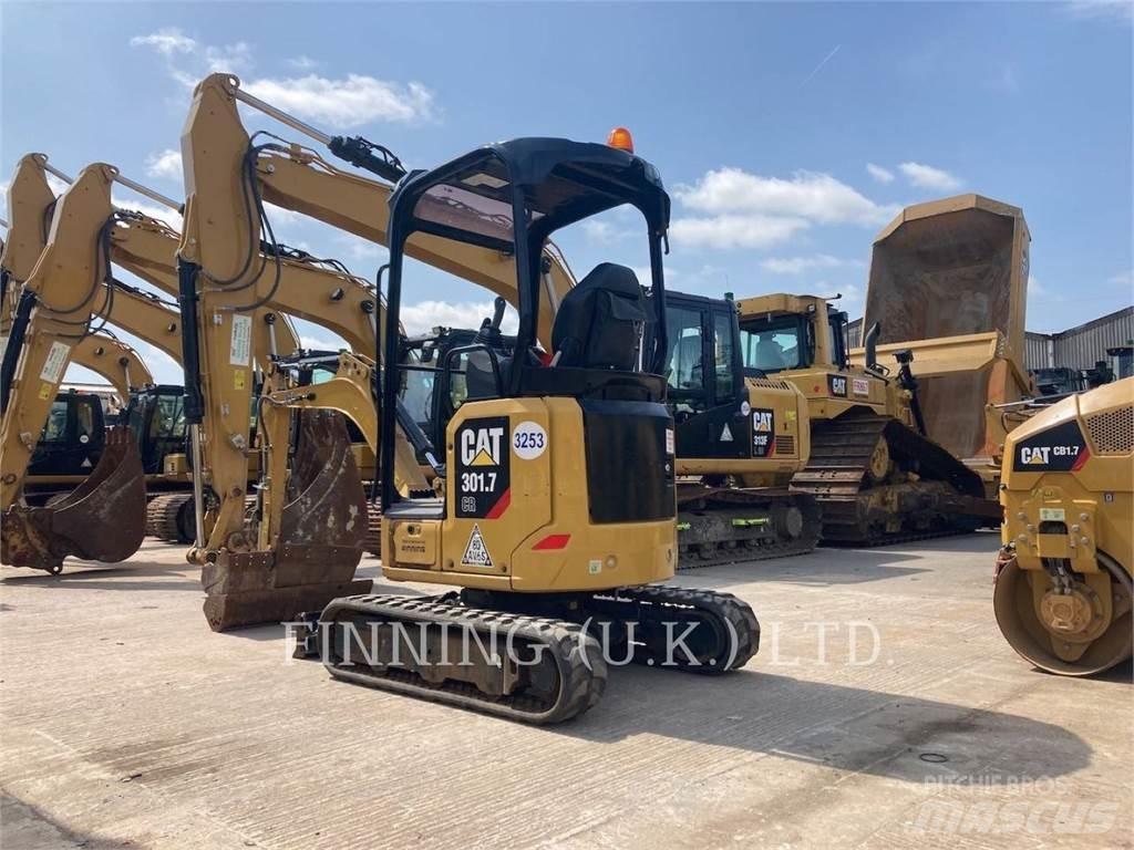 CAT 301.705 履带挖掘机