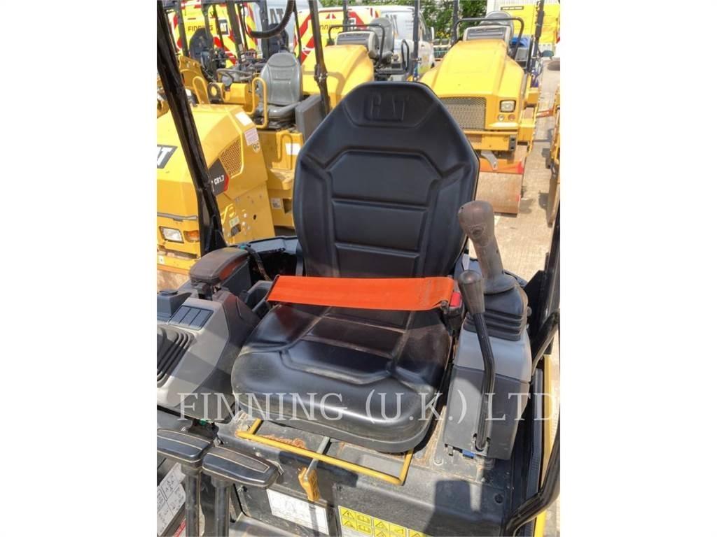 CAT 301.705 履带挖掘机