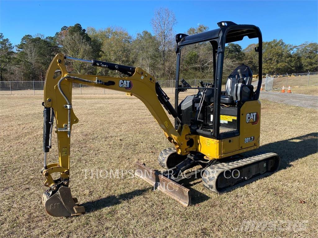 CAT 301.7CR 履带挖掘机
