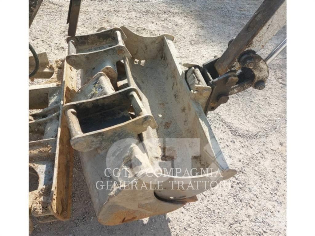 CAT 301.7D 履带挖掘机