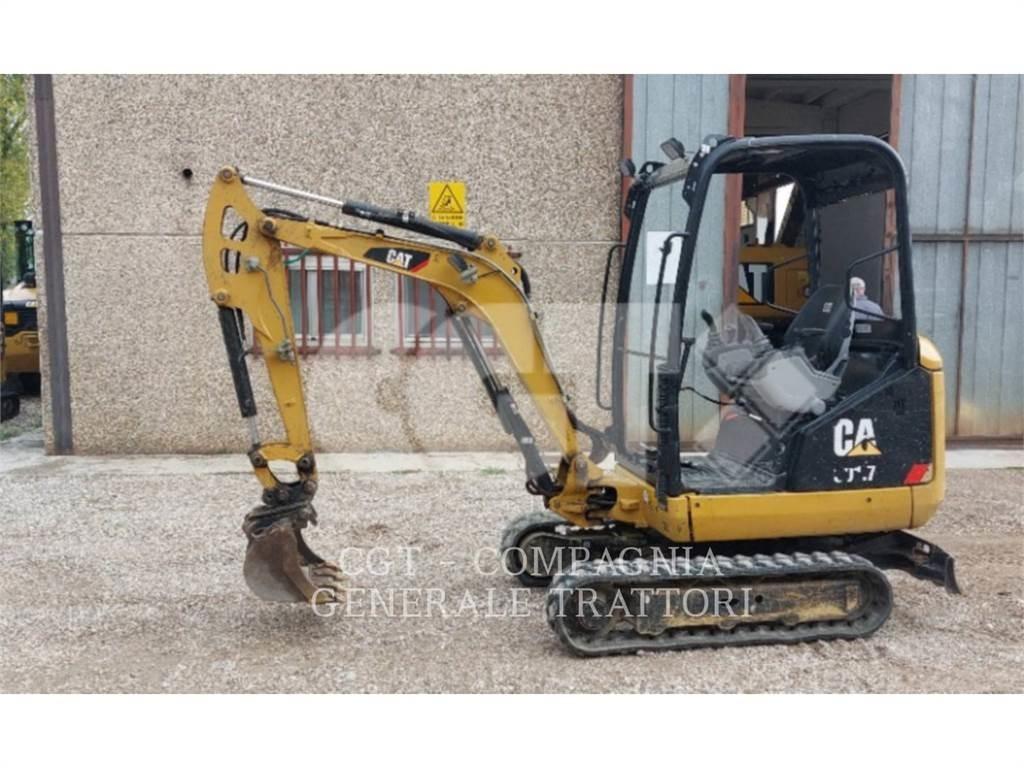 CAT 301.7D 履带挖掘机
