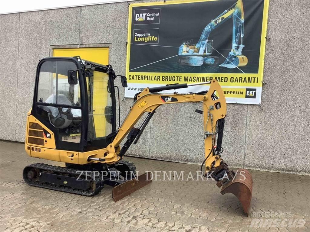CAT 301.7D 履带挖掘机