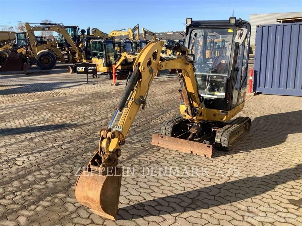 CAT 301.7D 履带挖掘机