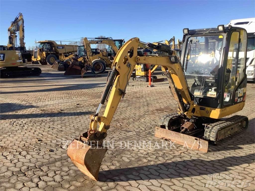 CAT 301.7D 履带挖掘机