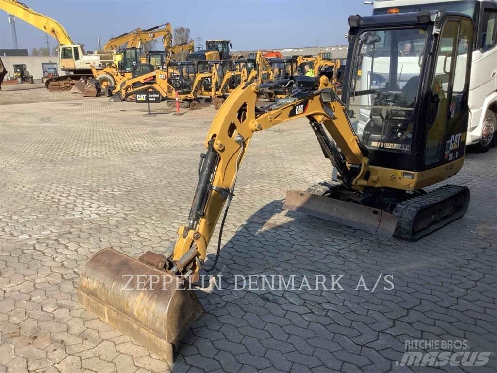 CAT 301.7D 履带挖掘机