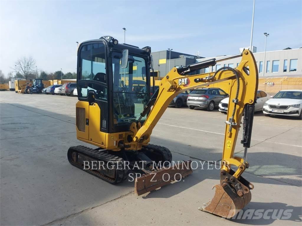 CAT 301.8 履带挖掘机