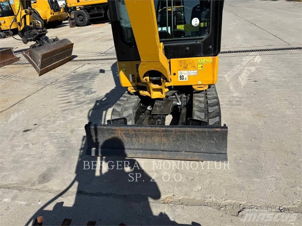 CAT 301.8 履带挖掘机