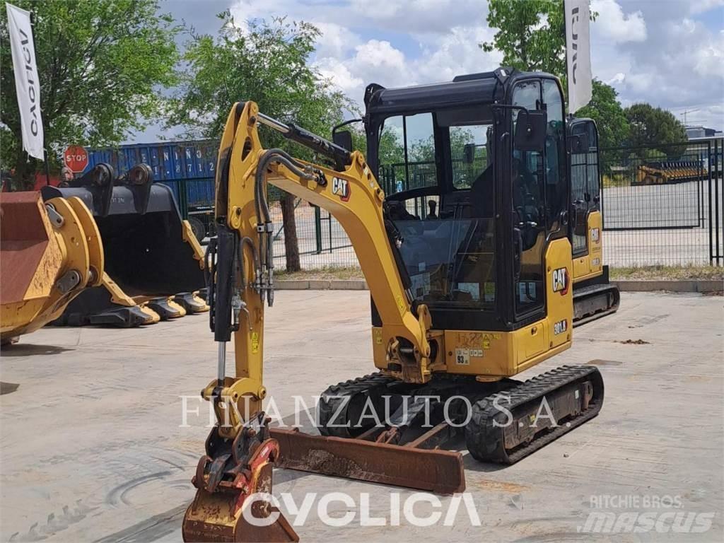 CAT 301.8 履带挖掘机