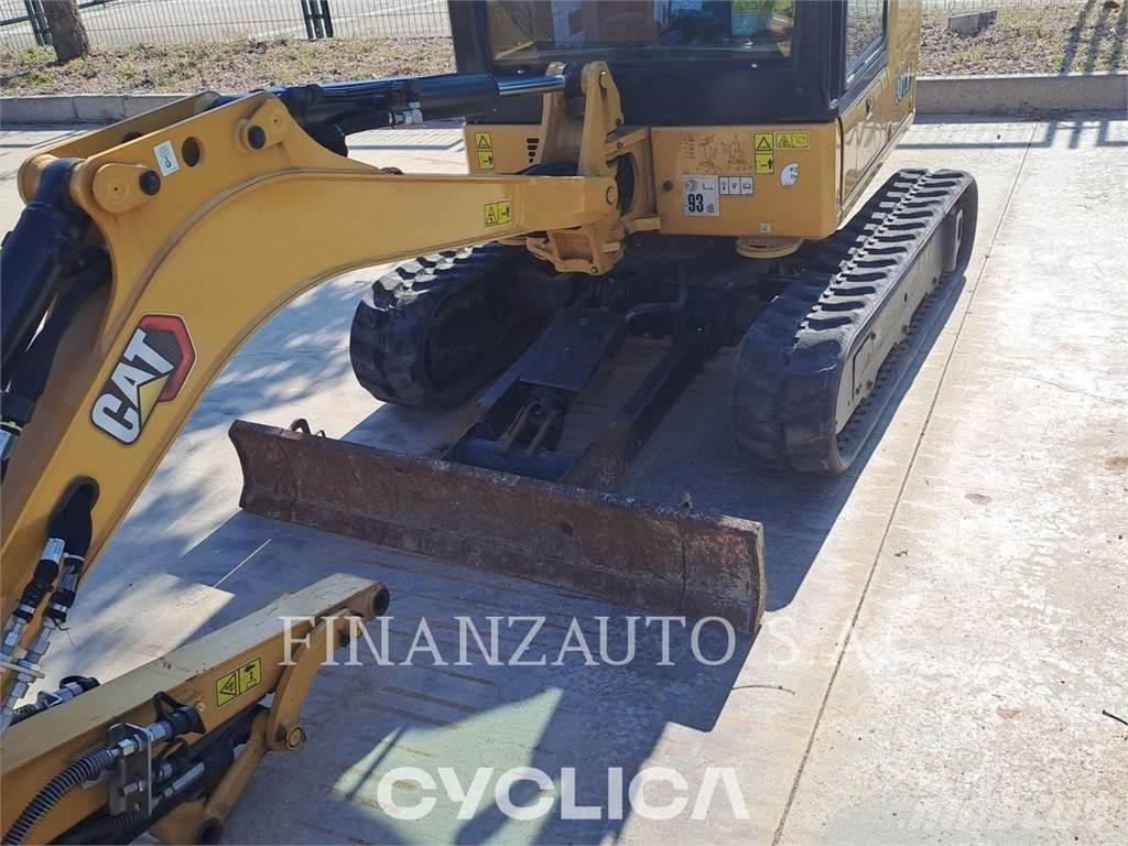 CAT 301.8 履带挖掘机