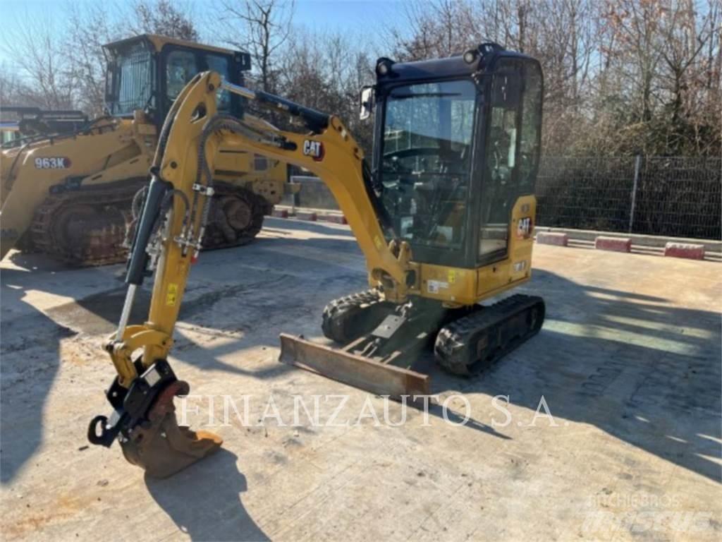 CAT 301.8 履带挖掘机