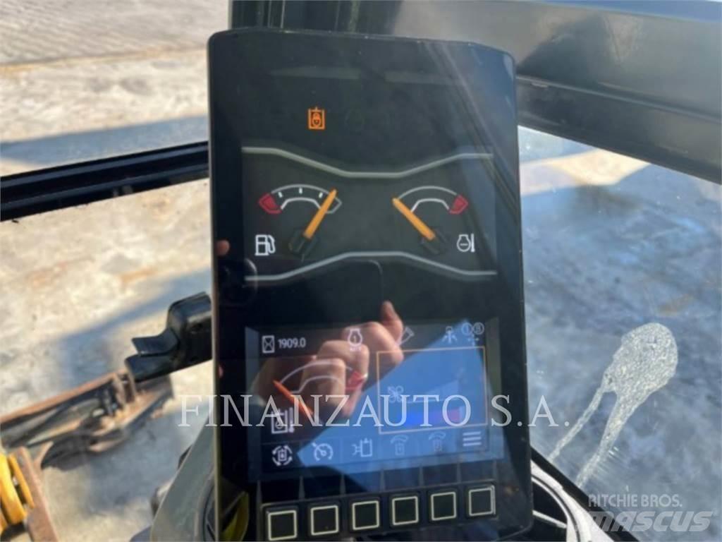 CAT 301.8 履带挖掘机