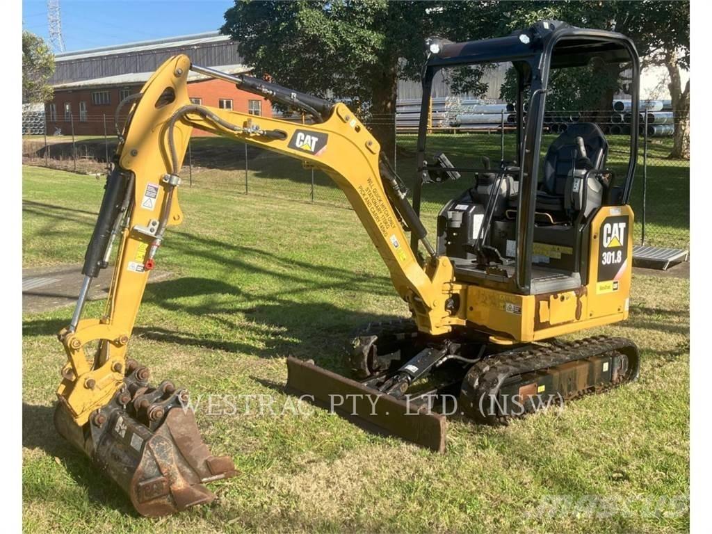 CAT 301.8 履带挖掘机