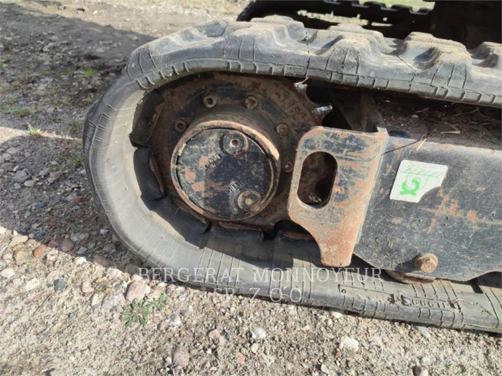 CAT 301.8 履带挖掘机