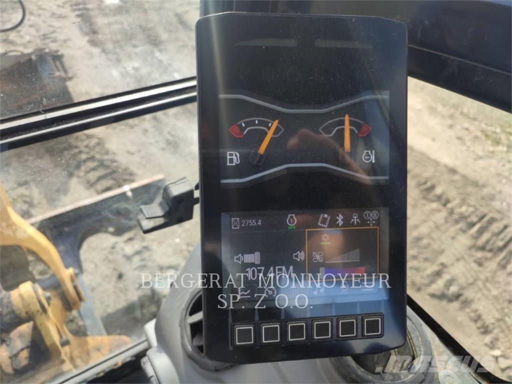 CAT 301.8 履带挖掘机