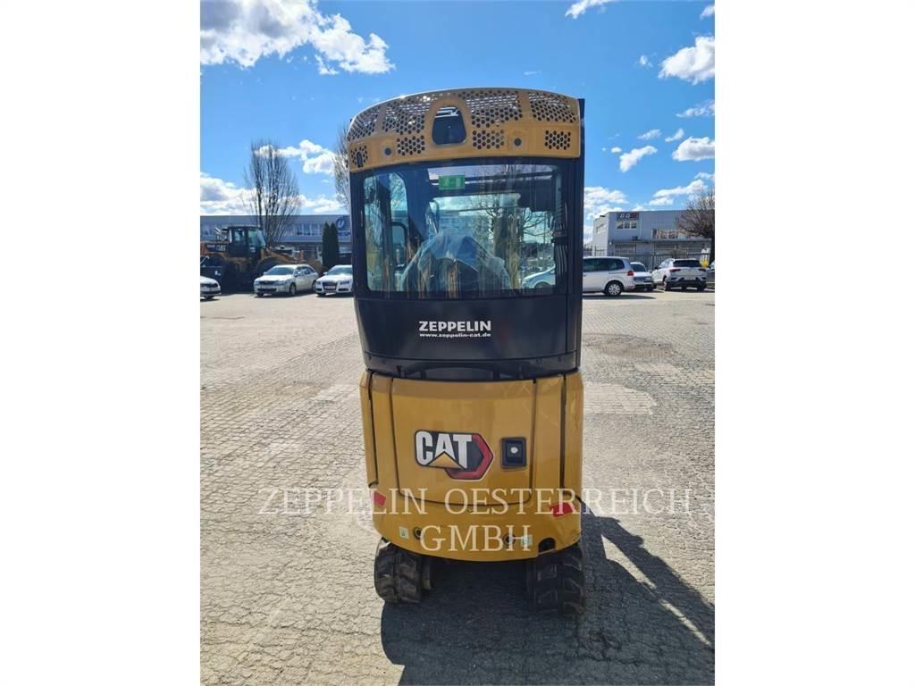 CAT 301.8-05 履带挖掘机