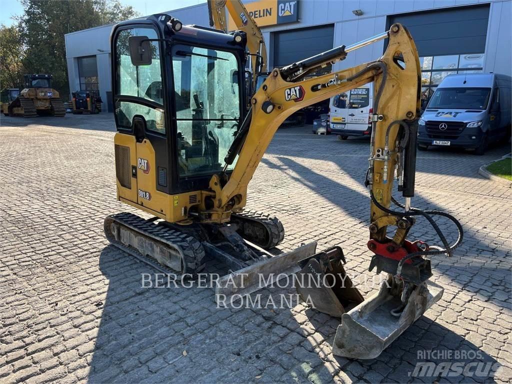CAT 301.8-05 履带挖掘机