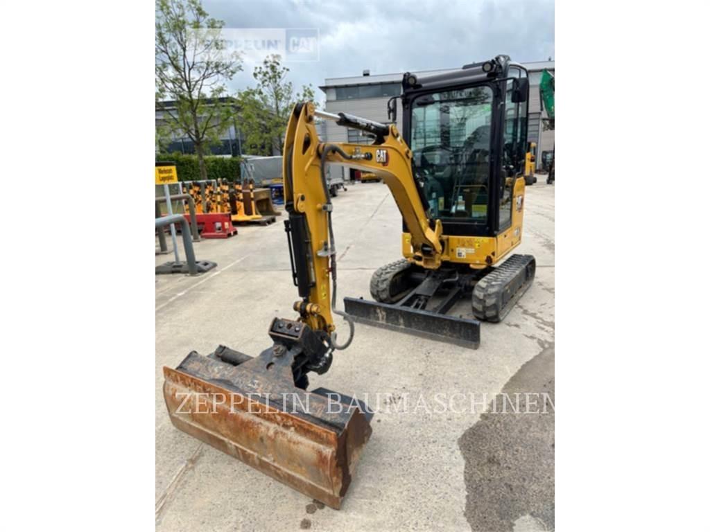 CAT 301.8-05A 履带挖掘机