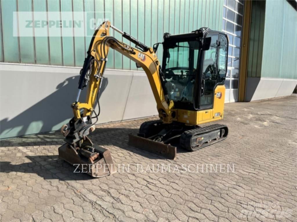 CAT 301.8-05A 履带挖掘机
