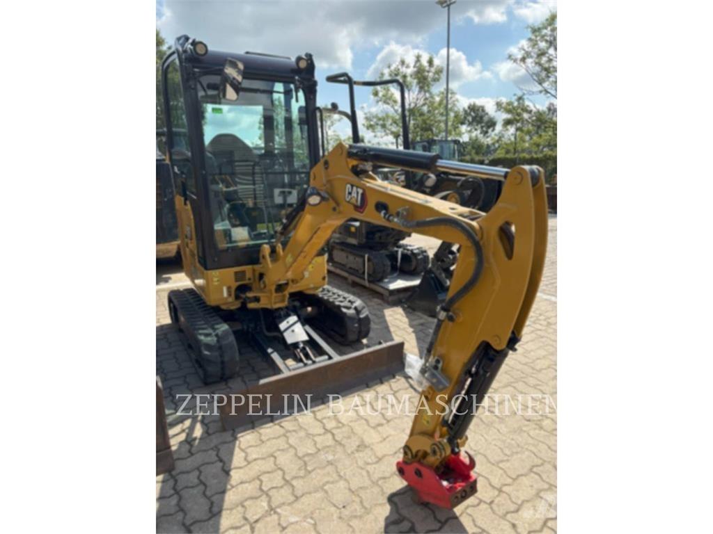 CAT 301.8-05A 履带挖掘机