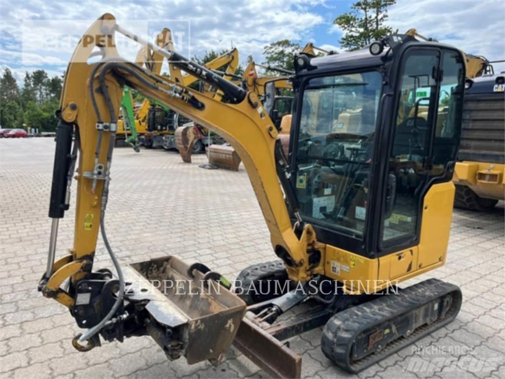 CAT 301.8-05A 履带挖掘机