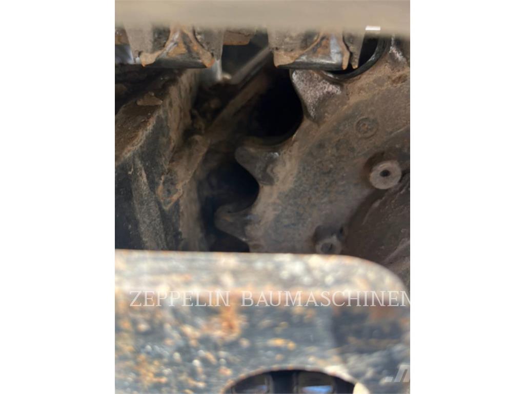 CAT 301.8-05A 履带挖掘机