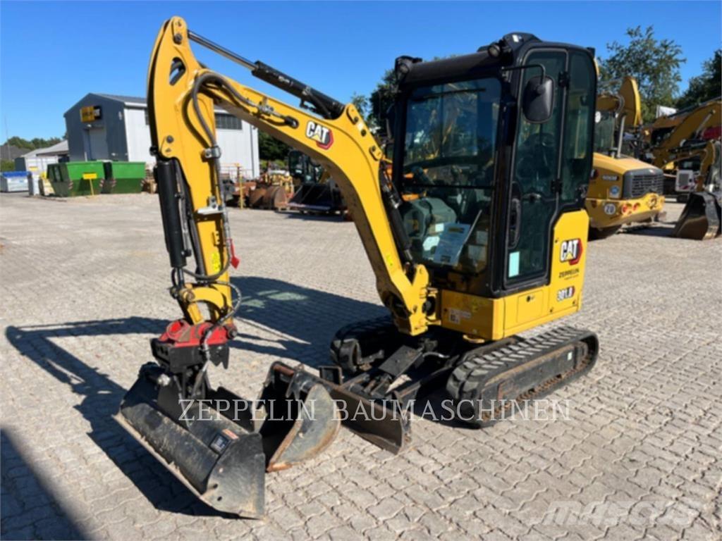 CAT 301.8-05A 履带挖掘机