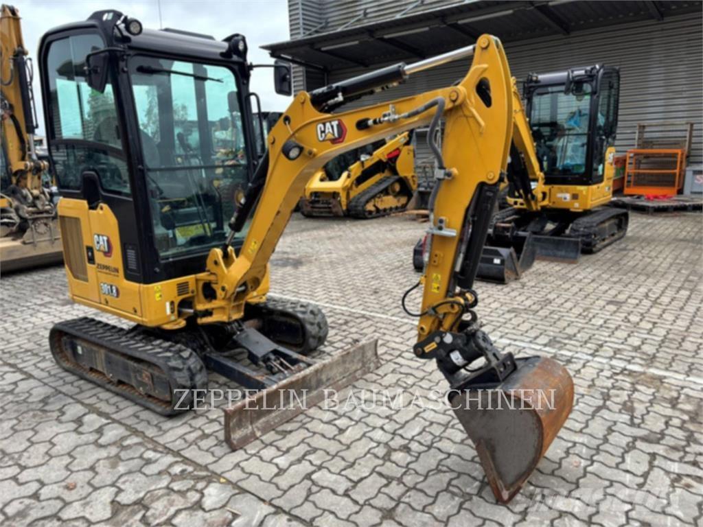 CAT 301.8-05A 履带挖掘机