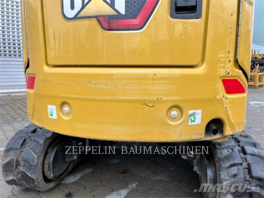 CAT 301.8-05A 履带挖掘机