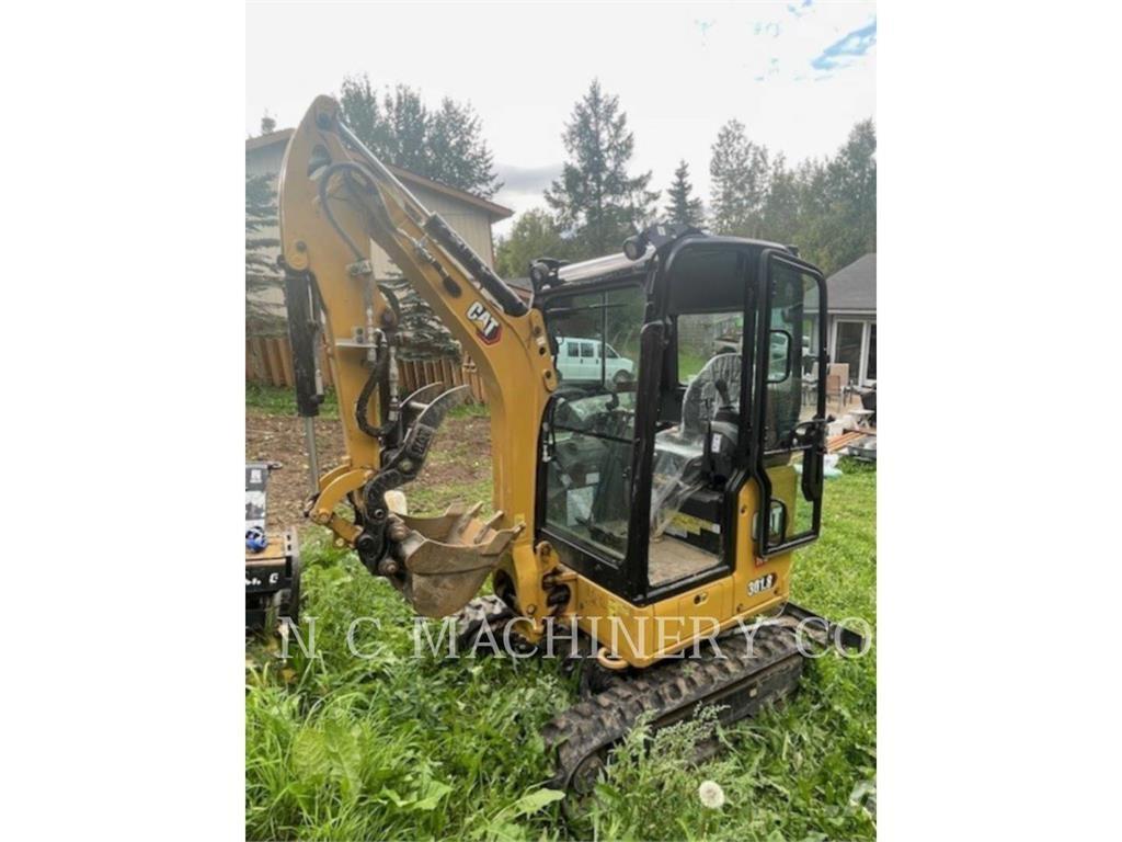 CAT 301.8 CRCB 履带挖掘机