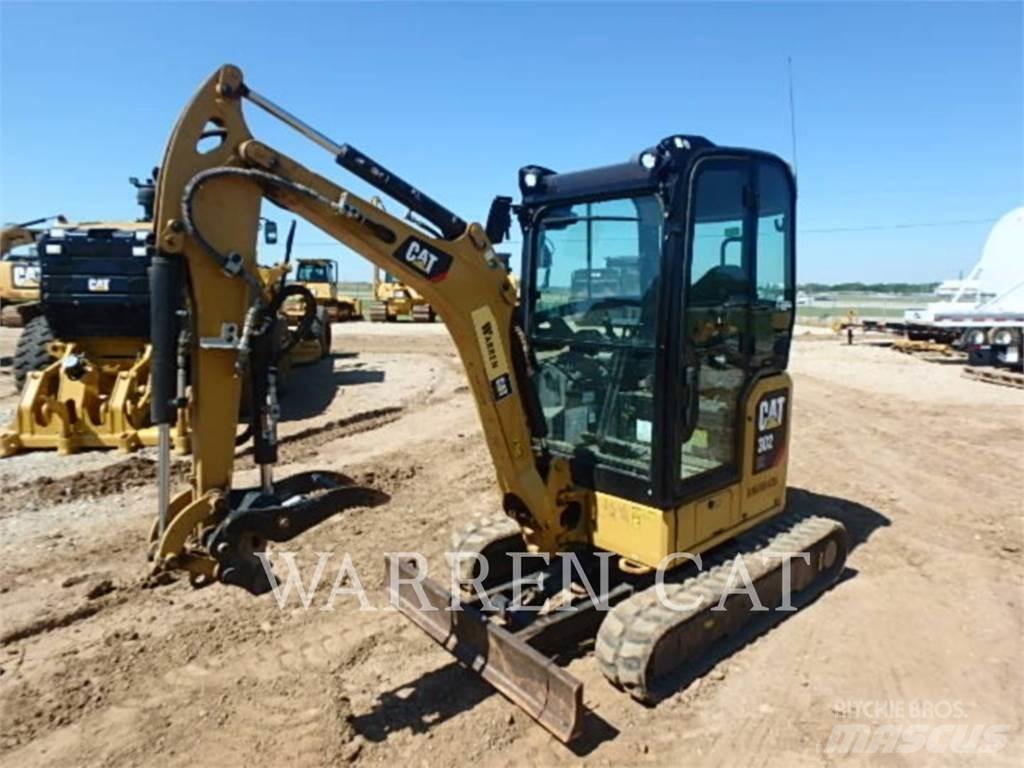 CAT 302 履带挖掘机