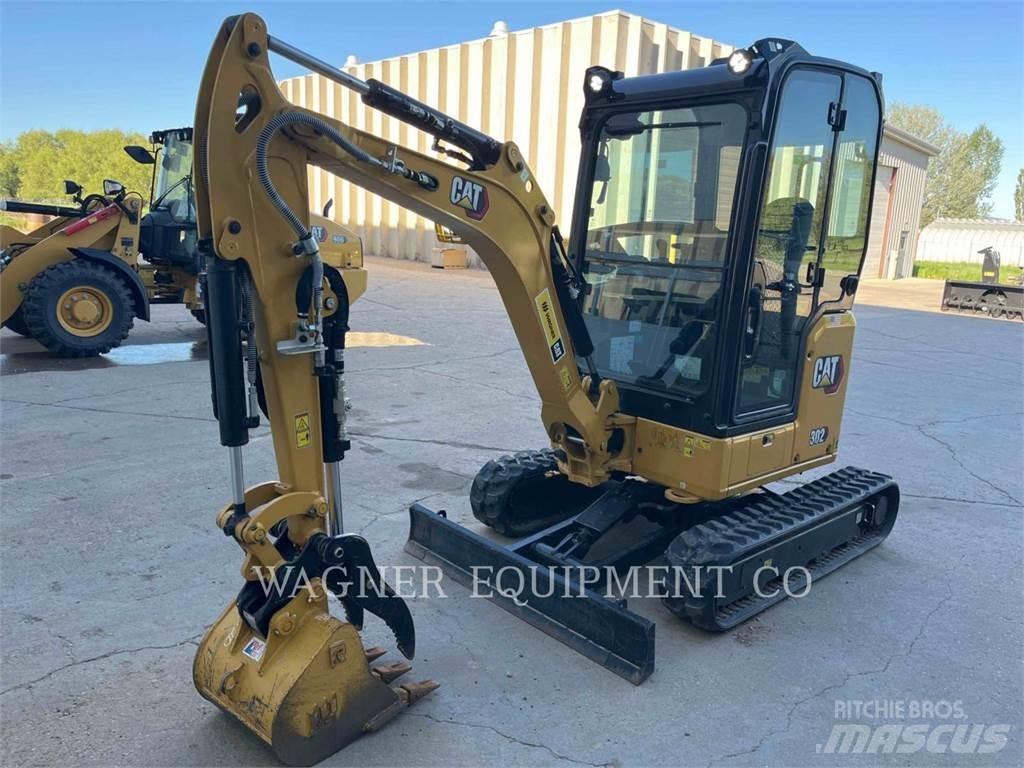 CAT 302 履带挖掘机