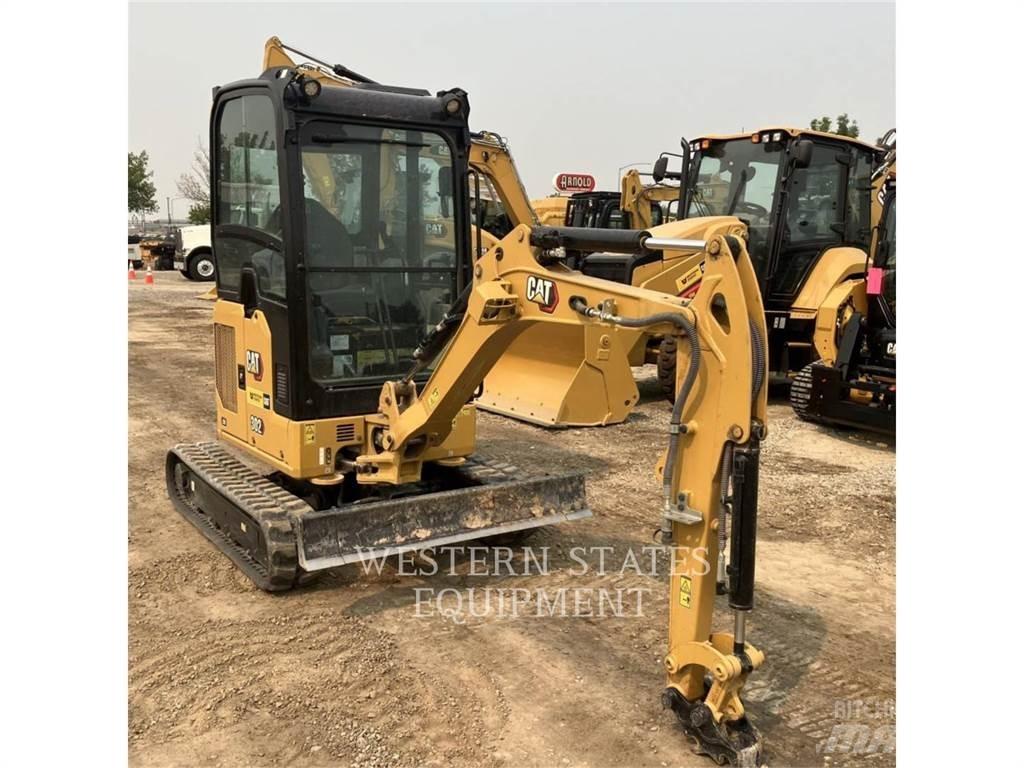 CAT 302 履带挖掘机