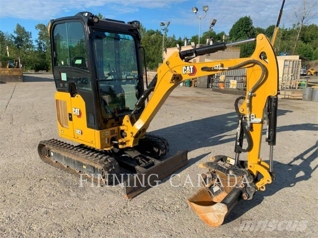 CAT 302-05 履带挖掘机