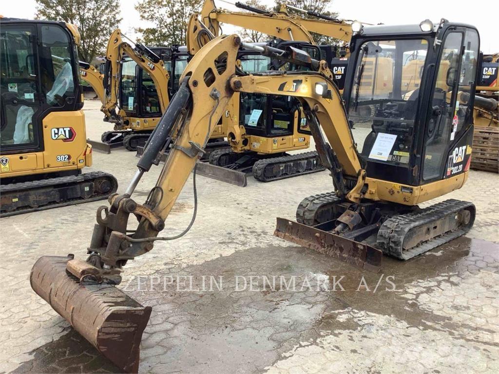 CAT 302.2D 履带挖掘机