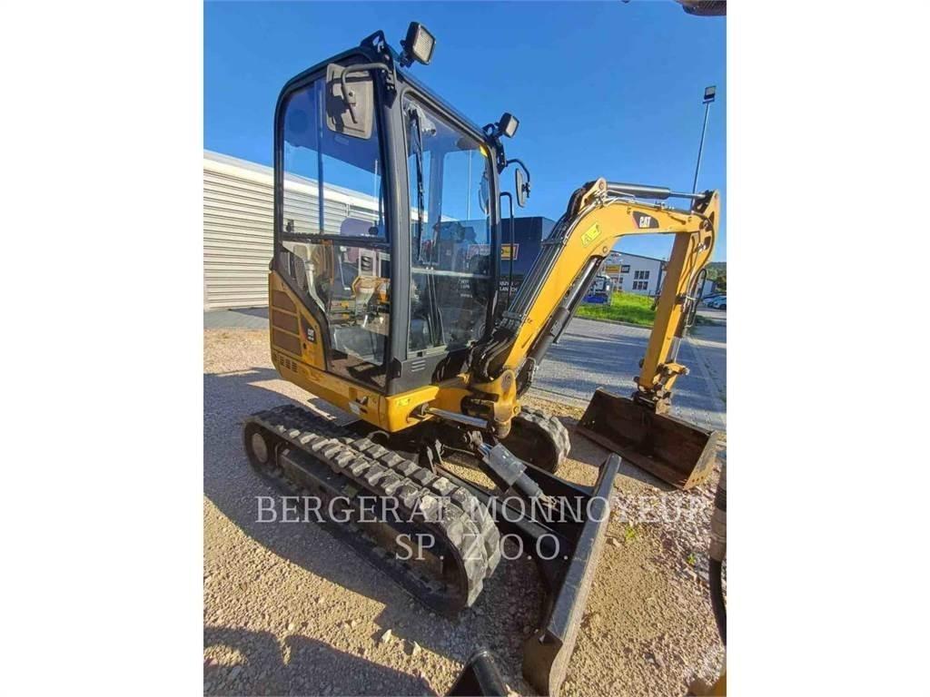CAT 302.4D 履带挖掘机