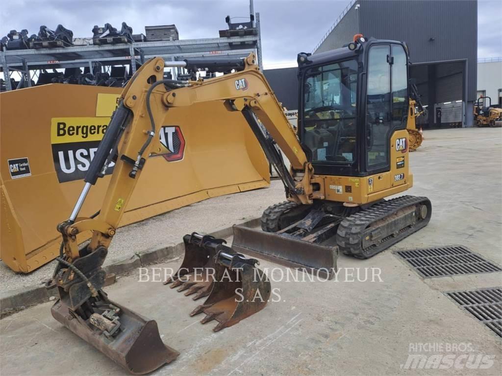 CAT 302.7 履带挖掘机