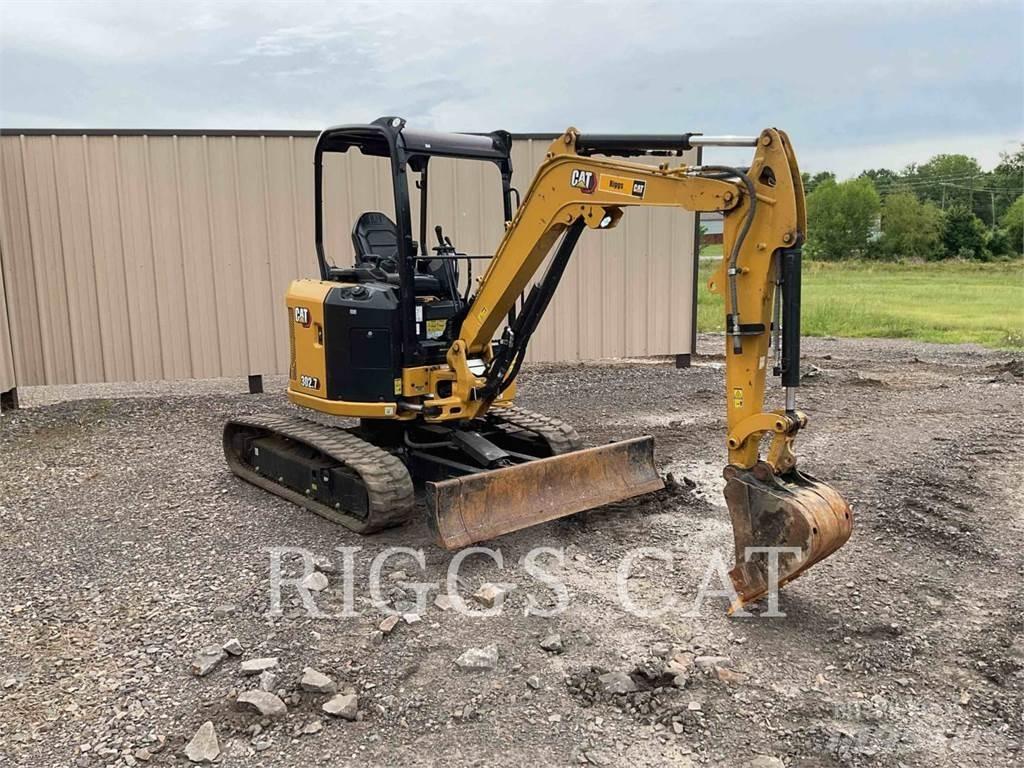CAT 302.7 履带挖掘机