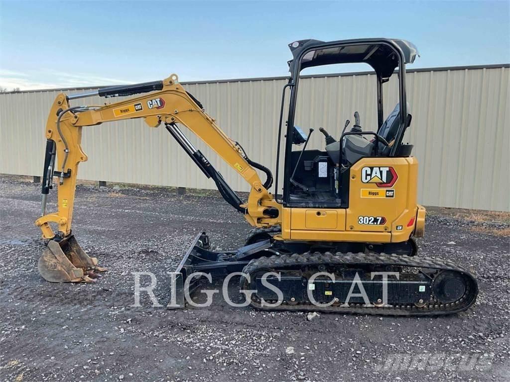 CAT 302.7 履带挖掘机