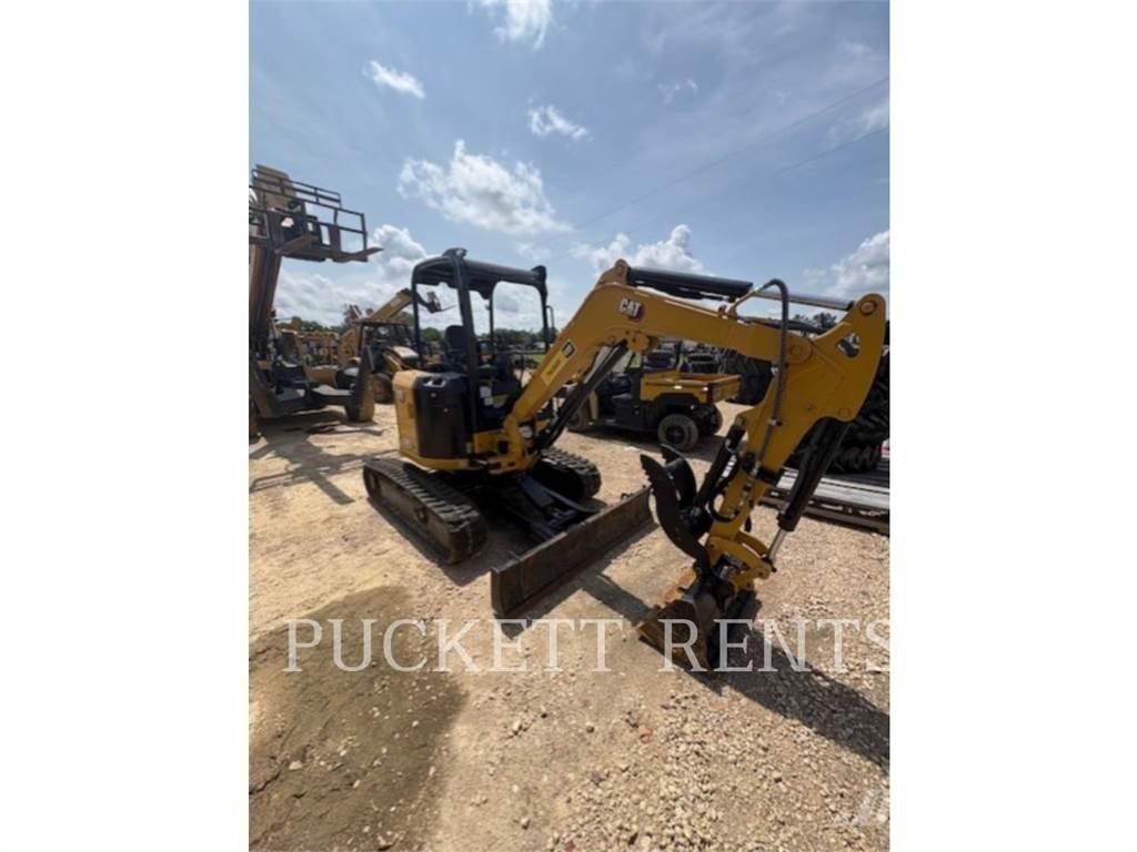CAT 302.7-07CR 履带挖掘机